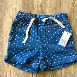New with tags GAP blue/denim polka dot shorts